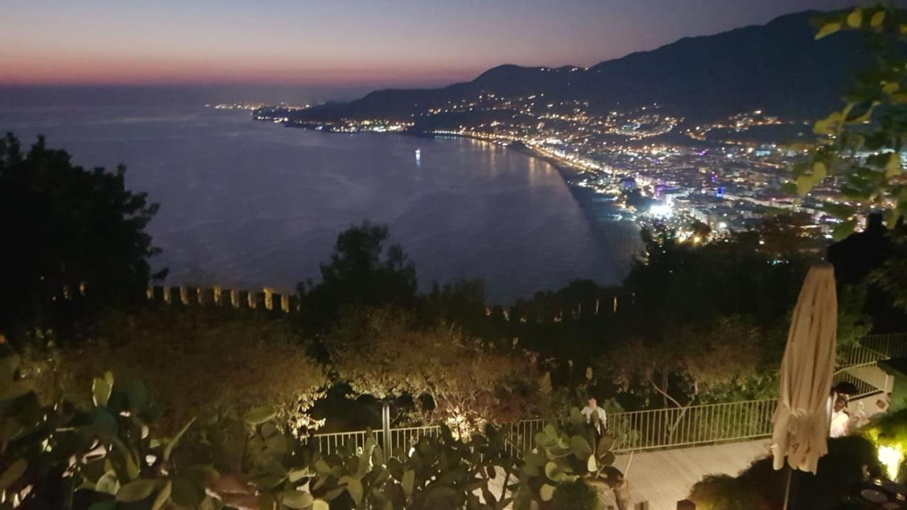 Empire Residence Alanya/Mahmutlar 50m от моря Dış mekan fotoğraf
